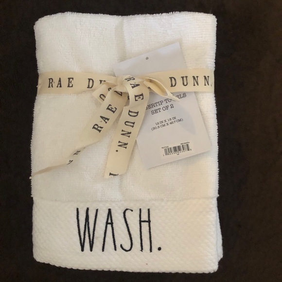 🔹SOLD🔹 Rae Dunn Hand Towels - Picture 2 of 4